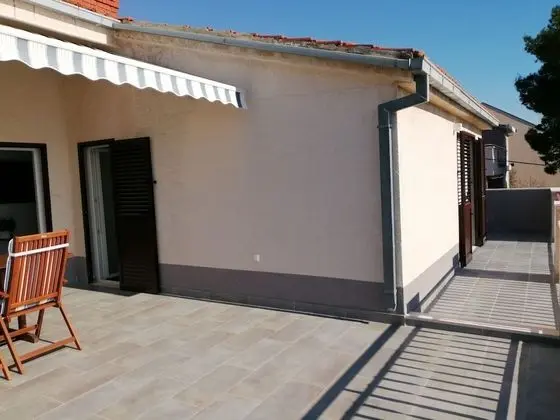 Apart Daire (Two Bedroom Apartment with Balcony)