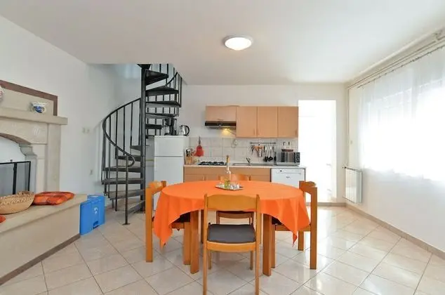 Apart Daire, 2 Yatak Odası (100/191)