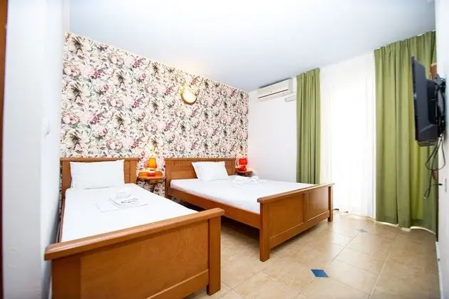 Standard Stüdyo, Kısmi Deniz Manzaralı