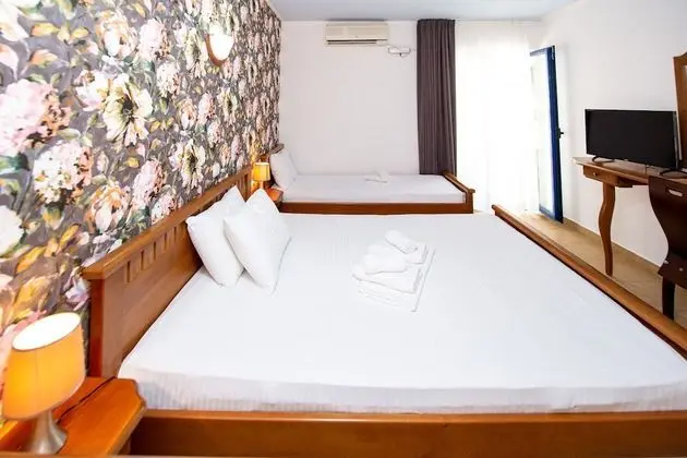 Standard Stüdyo, Kısmi Deniz Manzaralı