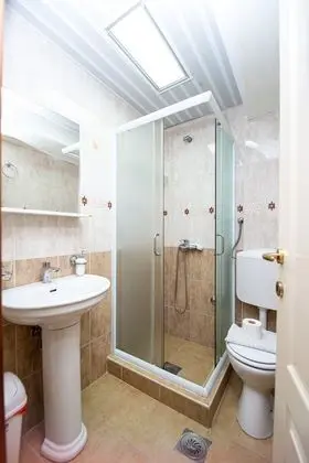 Standard Stüdyo, Kısmi Deniz Manzaralı