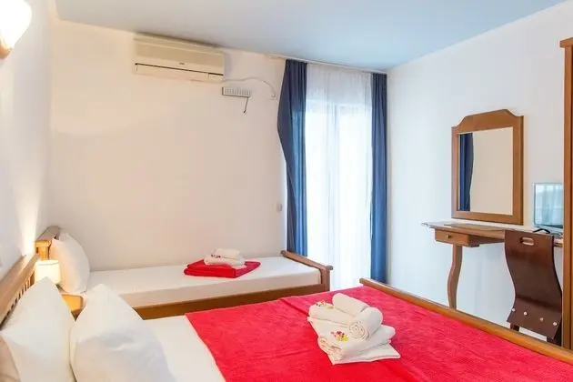 Standard Stüdyo, Kısmi Deniz Manzaralı