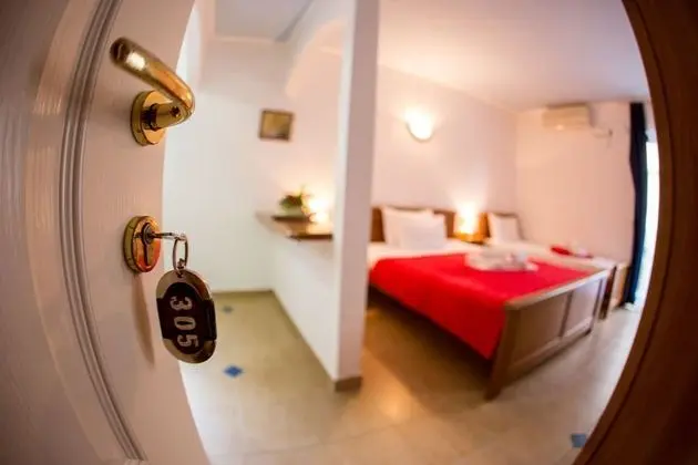 Standard Stüdyo, Kısmi Deniz Manzaralı