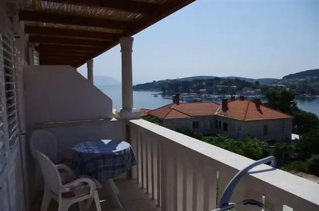 Apartment for 3 people "Luka"