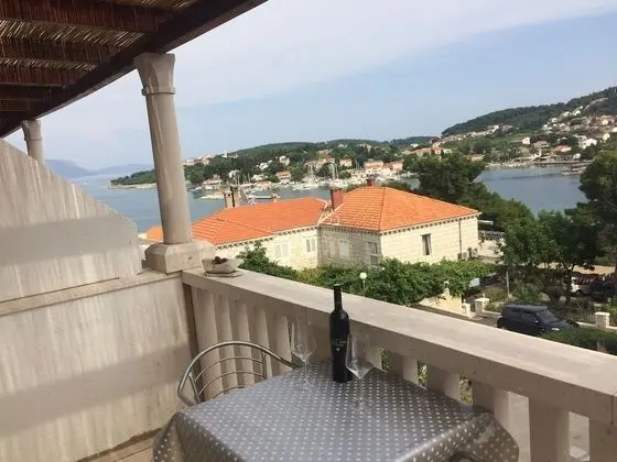 Apartment for 3 people "Luka"