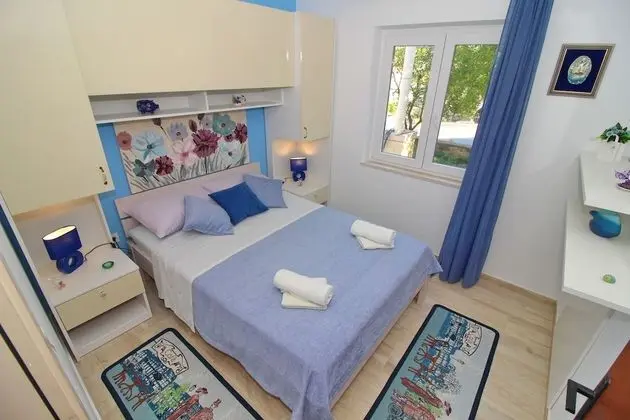 Apartment for 4 people "Tanja"