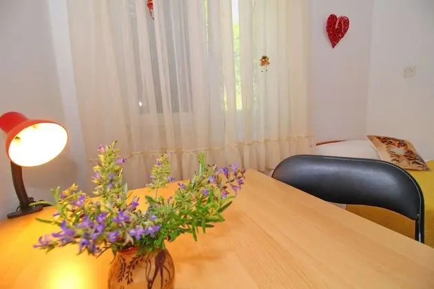 Apartment for 4 people "Tanja"