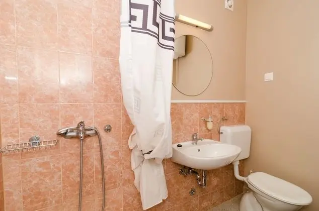 Comfort Apart Daire, 1 Yatak Odası, Teras, Bahçe Manzaralı