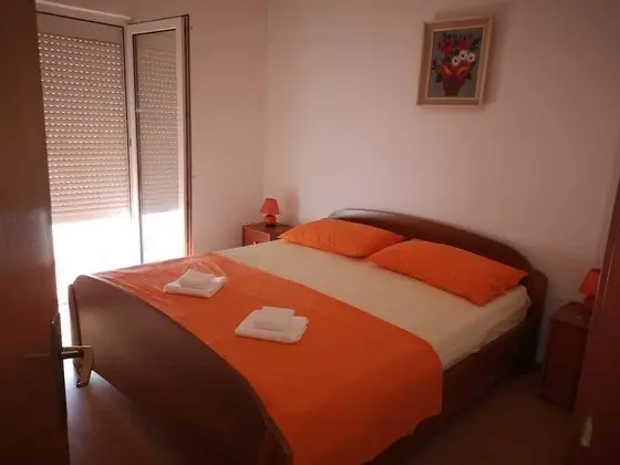 Family Apart Daire, 2 Yatak Odası, Balkon, Bahçe Manzaralı