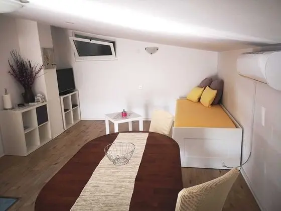 Family Apart Daire, 2 Yatak Odası, Balkon, Bahçe Manzaralı