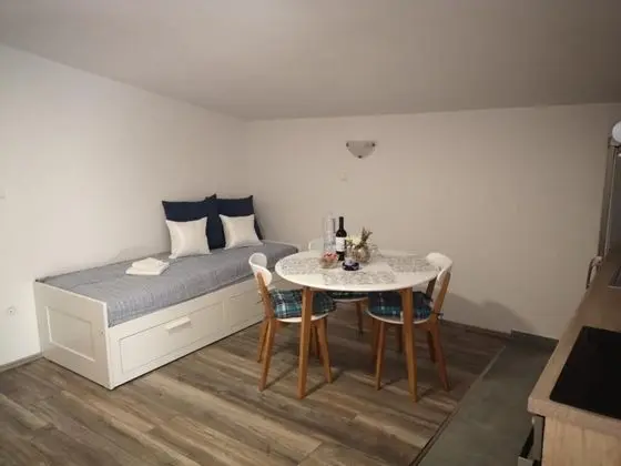 Romantic Apart Daire, 1 Yatak Odası, Balkon, Bahçe Manzaralı