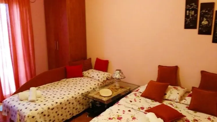 Stüdyo, 1 Büyük (Queen) Boy Yatak ve Çekyat (4)