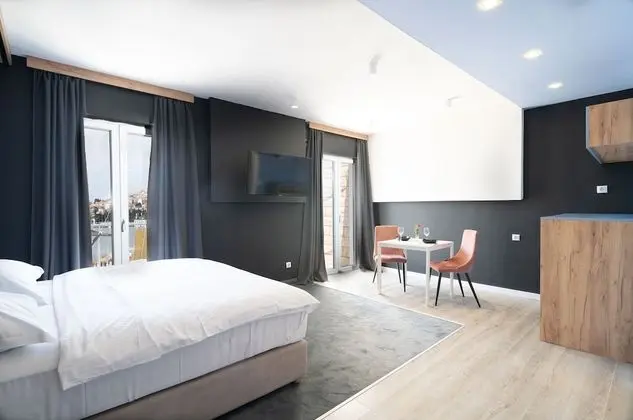 Stüdyo (Superior Studio with Balcony BR1)