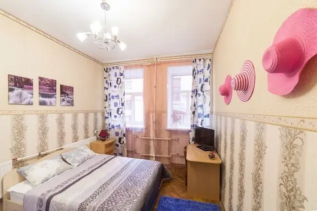 Apart Daire, 2 Yatak Odası, Zemin Kat (Incl. 1000 rub cleaning fee )