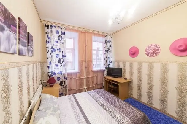 Apart Daire, 2 Yatak Odası, Zemin Kat (Incl. 1000 rub cleaning fee )