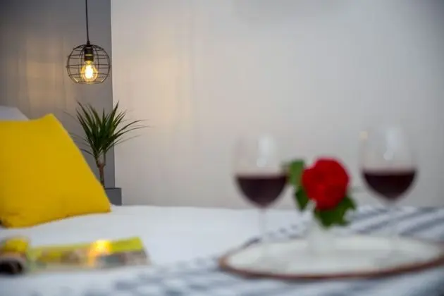 Deluxe Apart Daire, 1 Büyük (Queen) Boy Yatak ve Çekyat, Sigara İçilmez, Küçük Mutfak