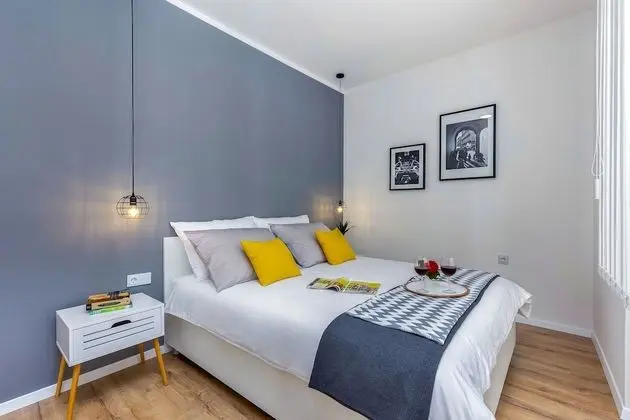 Deluxe Apart Daire, 1 Büyük (Queen) Boy Yatak ve Çekyat, Sigara İçilmez, Küçük Mutfak