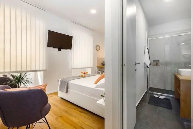 Romantic Apart Daire, 1 Büyük (Queen) Boy Yatak, Sigara İçilmez, Küçük Mutfak