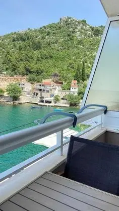 Apart Daire (One Bedroom Apartment with Balcony)