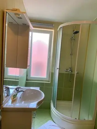 Stüdyo (Studio Apartment with Balcony)