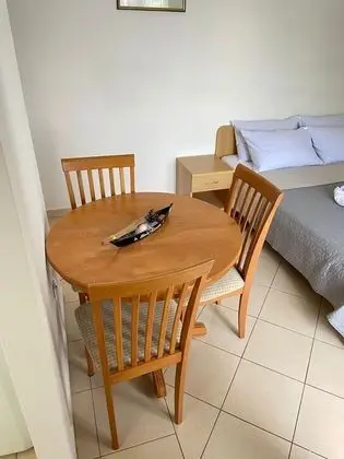 Stüdyo (Studio Apartment with Balcony)