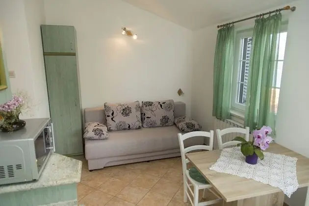 Basic Apart Daire, Balkon (1st Floor Piccolo)