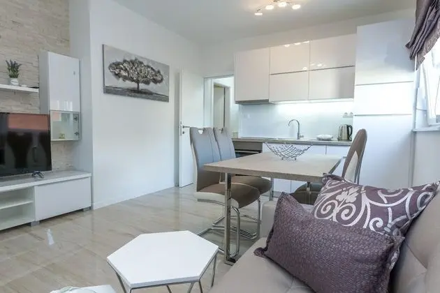 Deluxe Apart Daire, Balkon