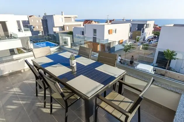 Deluxe Apart Daire, Balkon