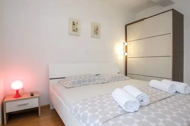 Deluxe Apart Daire, Teras