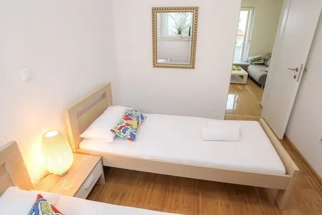 Deluxe Apart Daire, Teras