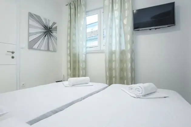 Deluxe Apart Daire, Teras