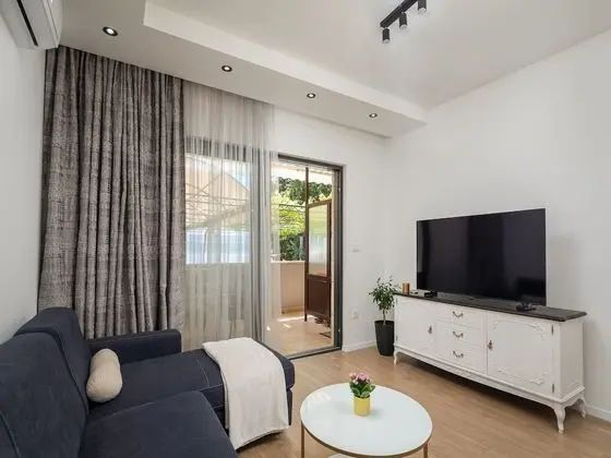 Apart Daire (Standard One Bedroom Apartment with B)