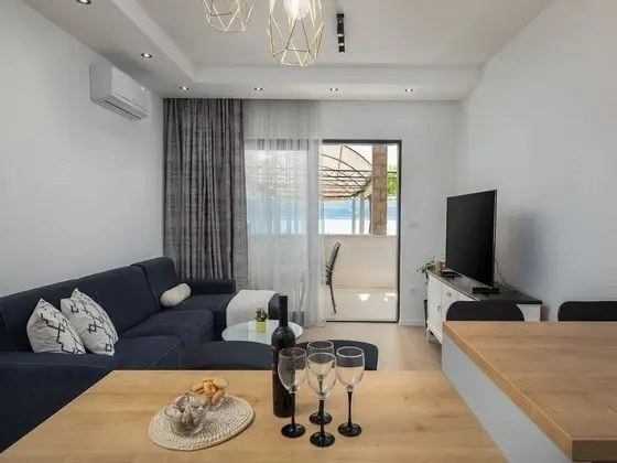 Apart Daire (Standard One Bedroom Apartment with B)