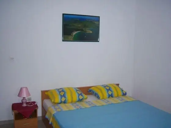 Apart Daire, 2 Yatak Odası, Teras, Bahçe Manzaralı (A2)