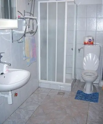 Apart Daire, 2 Yatak Odası, Teras, Bahçe Manzaralı (A2)