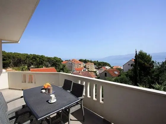 Apart Daire (One Bedroom Apartment with Balcony an)