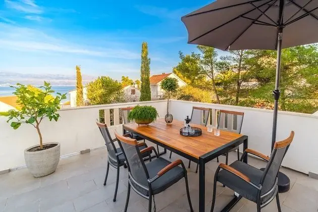 Apart Daire (Penthouse Two bedroom apartment with )