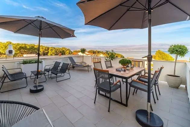 Apart Daire (Penthouse Two bedroom apartment with )