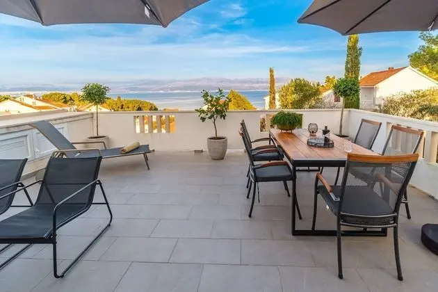 Apart Daire (Penthouse Two bedroom apartment with )