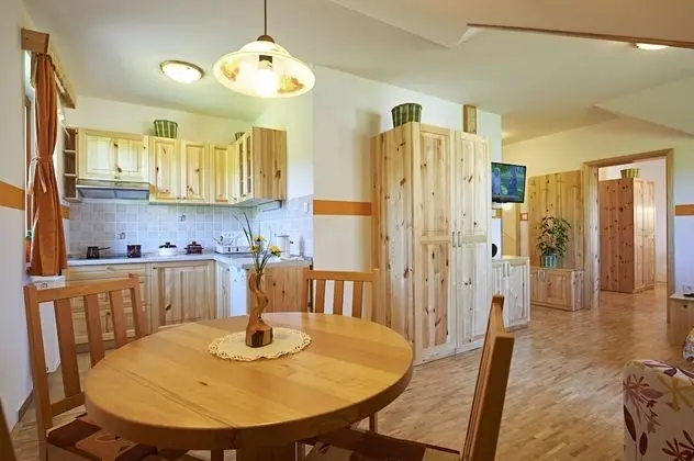 Apart Daire, 1 Yatak Odası (Skrlatno Jabolko)