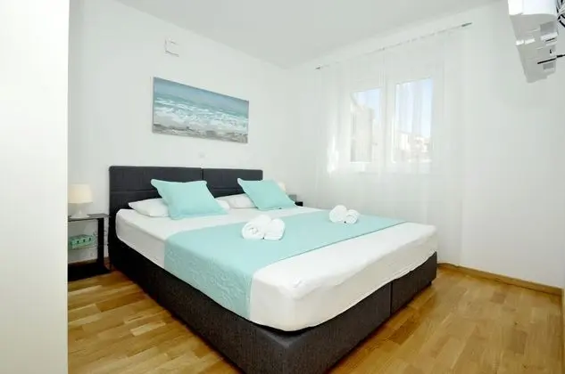 Deluxe Apart Daire, Birden Çok Yatak, Bahçe Manzaralı