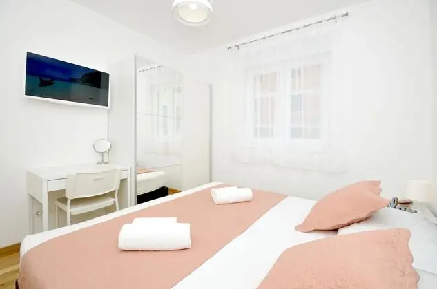 Superior Apart Daire, Birden Çok Yatak, Bahçe Manzaralı