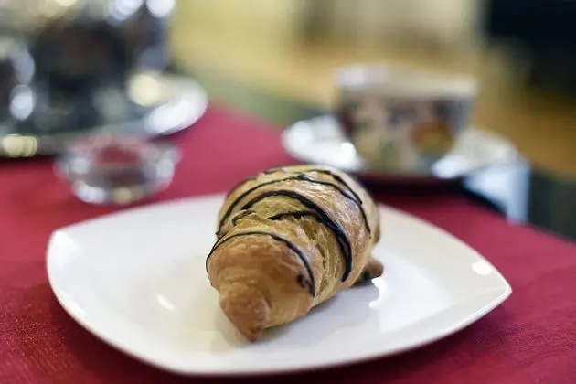 Apart Daire, 1 Büyük (Queen) Boy Yatak ve Çekyat