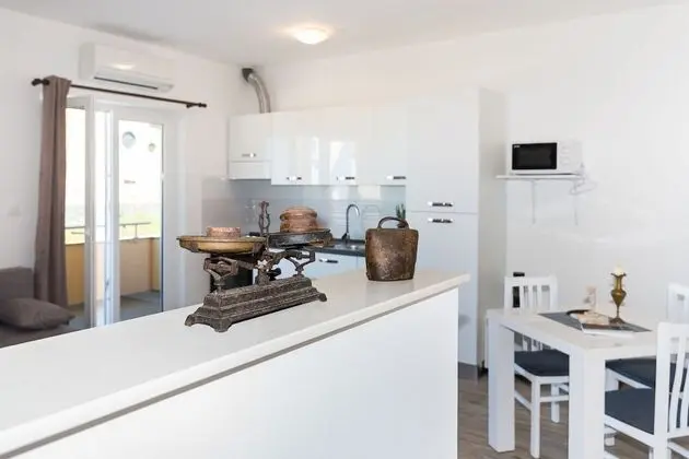 Apart Daire, Deniz Manzaralı (A1)