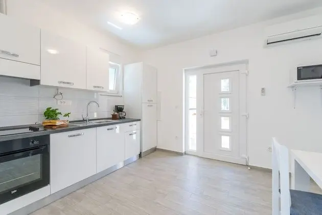 Apart Daire, Deniz Manzaralı (A2)