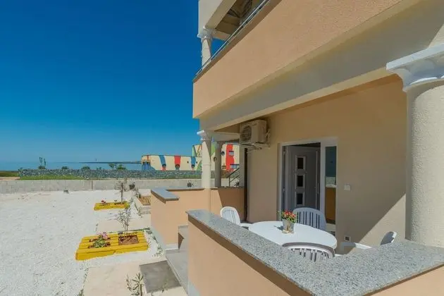 Apart Daire, Deniz Manzaralı (A2)