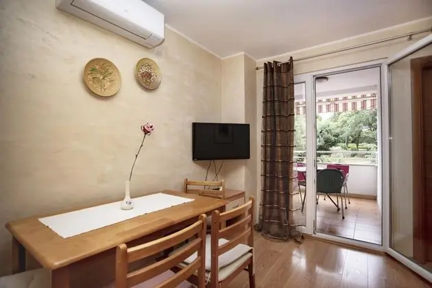 Apart Daire, 2 Yatak Odası, Balkon