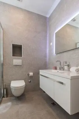 Superior Stüdyo, Şehir Manzaralı