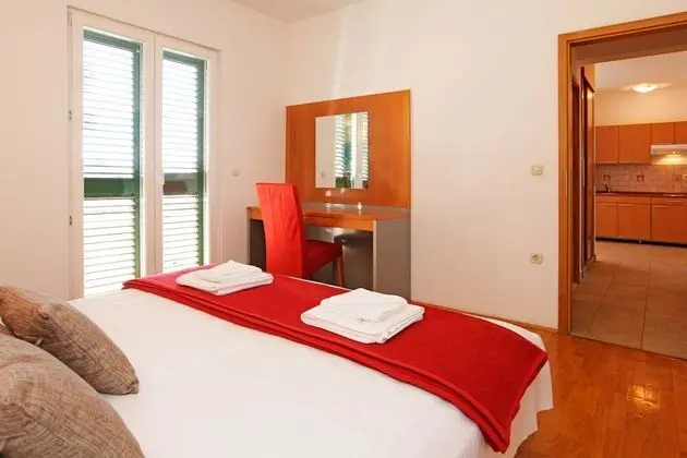 Double Room with  Balcony and Sea View