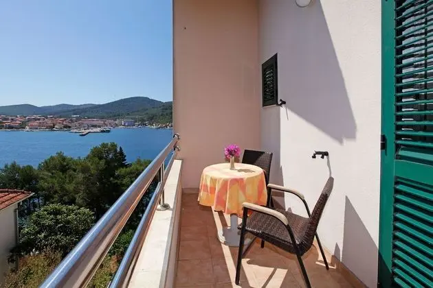 One-Bedroom Apartment Balcony Sea Vew